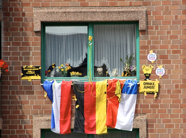 名滿天下的 名滿天下的